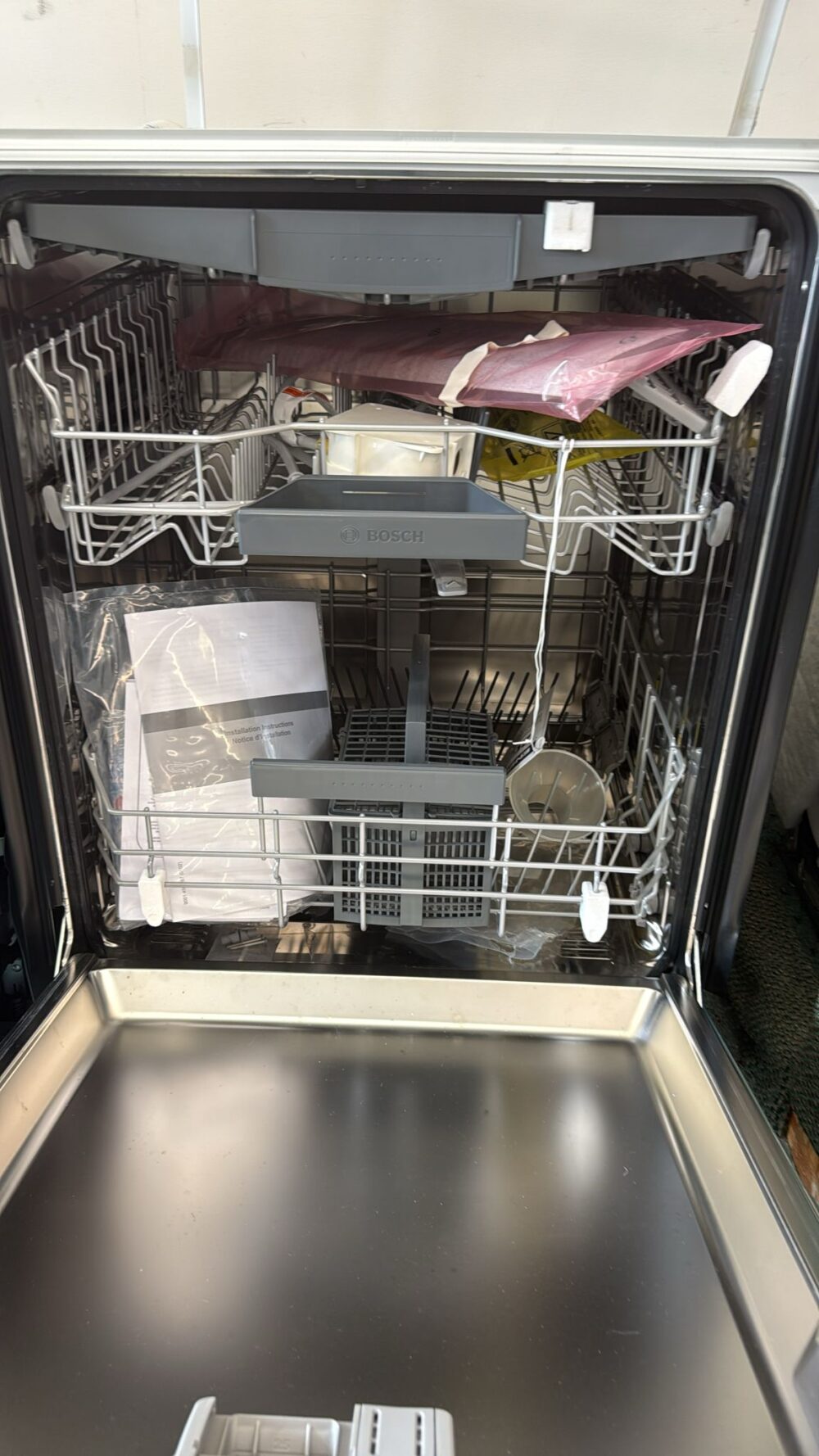 Bosch Used 300 Series 24 Inch Full Console - Image 3