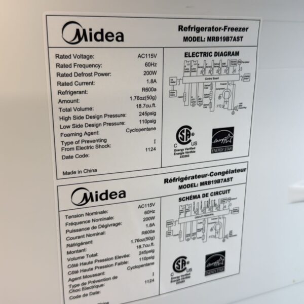 Midea Used 30 Inch Bottom Mount Refrigerator - Image 2