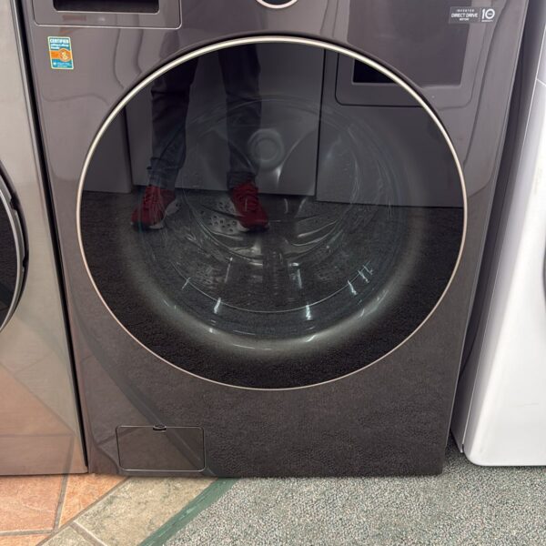 LG Used 27 Inch Front Load Smart Washer - Image 4