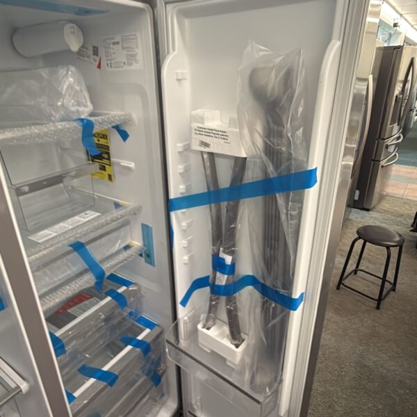 Frigidaire Used 33 Inch Side by Side Refrigerator - Image 4