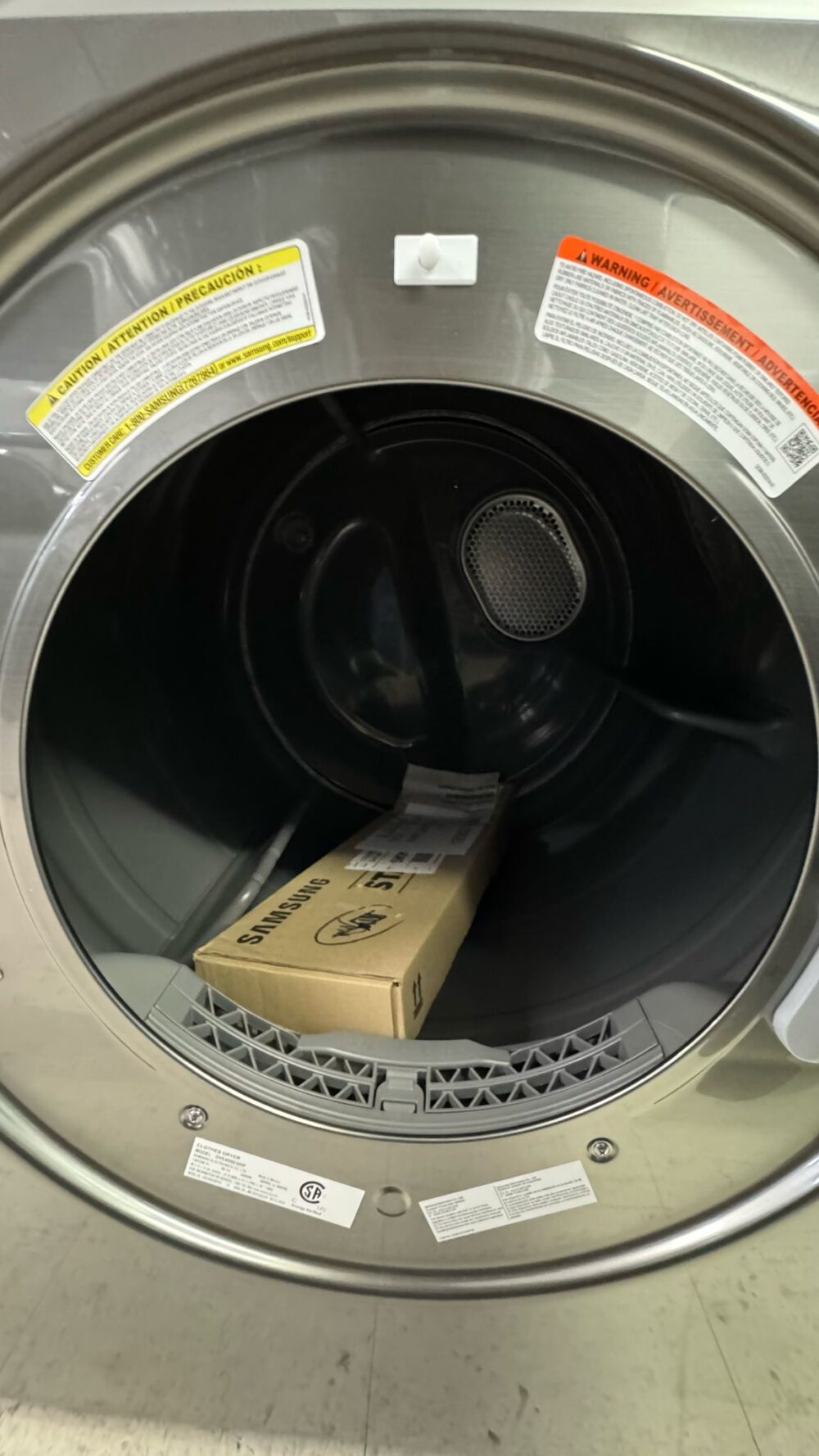Samsung Used 27 Inch Smart Electric Dryer - Image 3