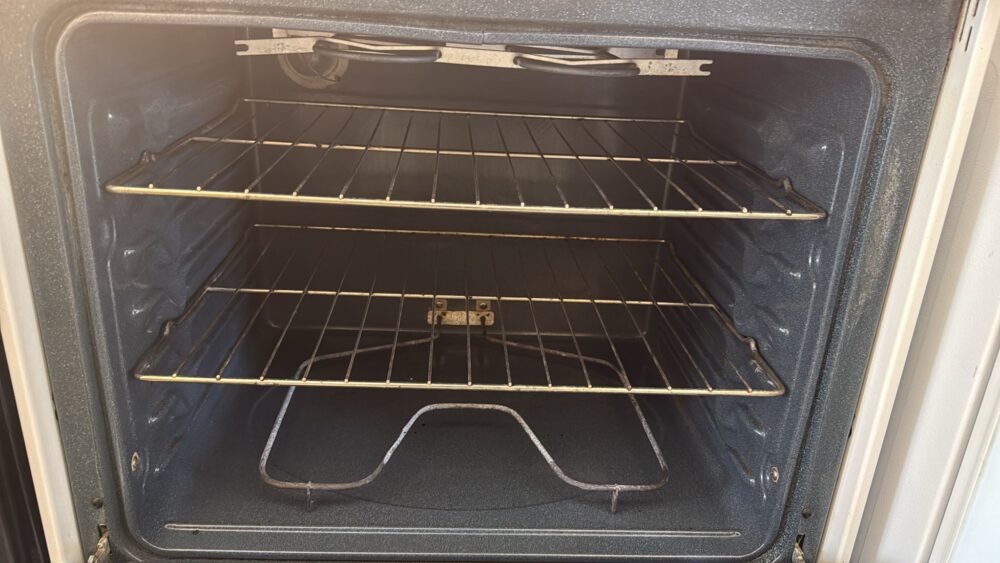 GE Used 30" Free-Standing Electric Range - Image 3