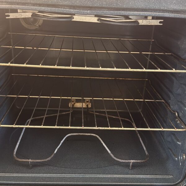 GE Used 30" Free-Standing Electric Range - Image 3
