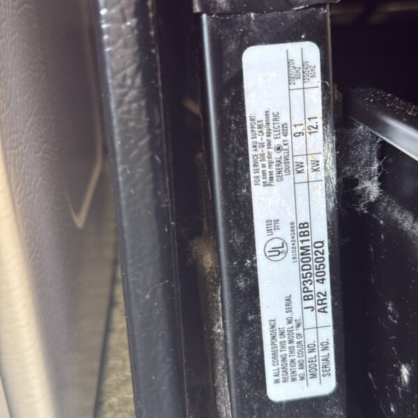 GE Used 30" Free-Standing Electric Range - Image 4