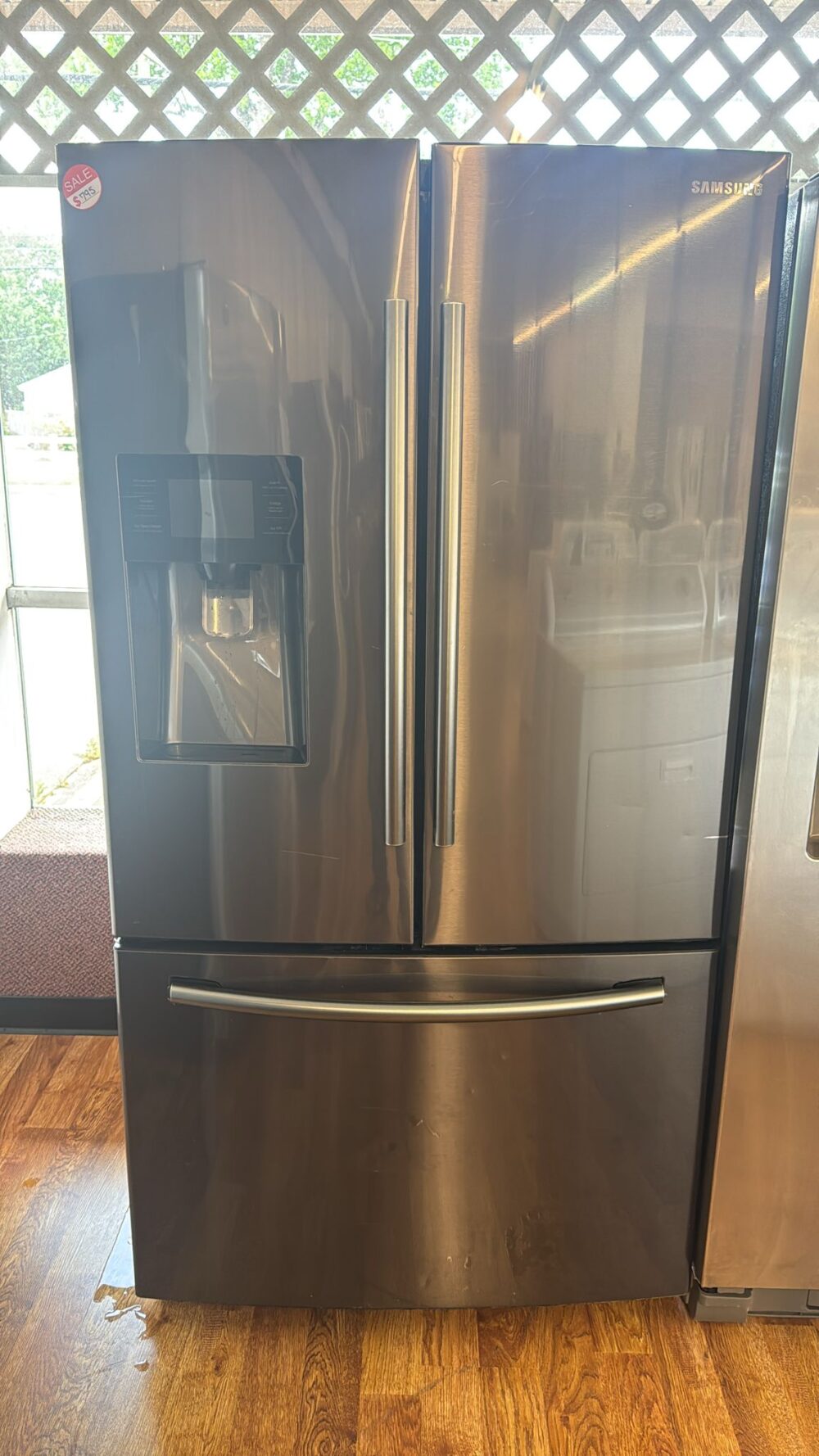 Samsung Used French Door with External Water & Ice Dispenser - Image 4