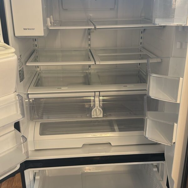 Samsung Used French Door with External Water & Ice Dispenser - Image 3