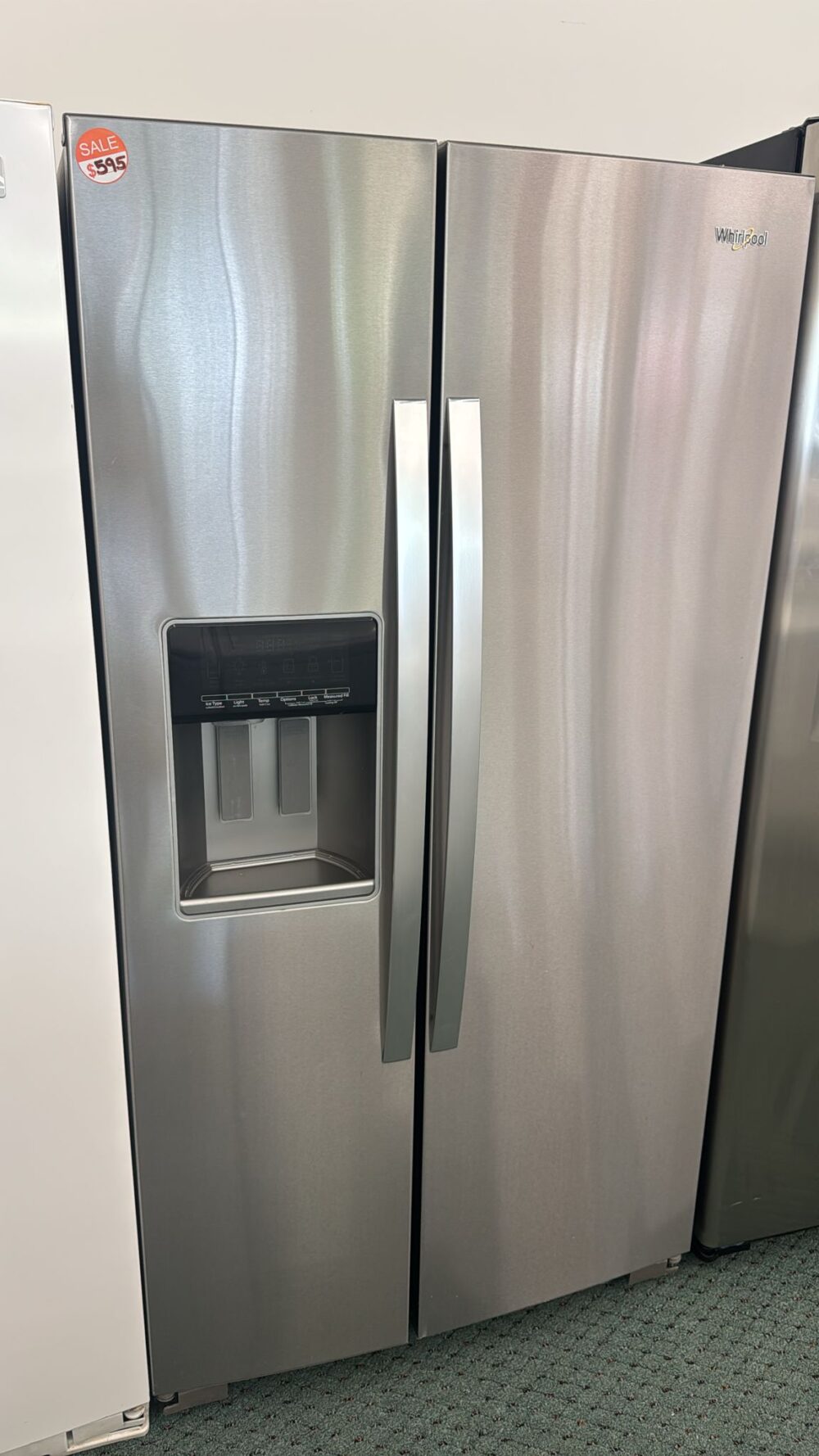 Whirlpool Like New 36-inch Wide Side-by-Side Refrigerator - Image 4