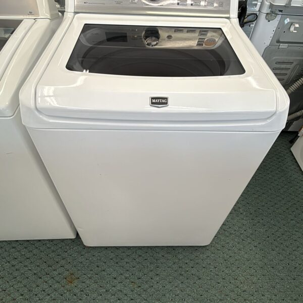 Maytag Used Bravos XL Series 28 Inch Top-Load Washer - Image 2