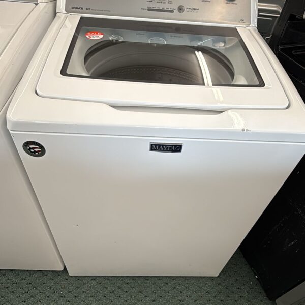Maytag Used 28 Inch 4.3 cu. ft. Top Load Washer - Image 4