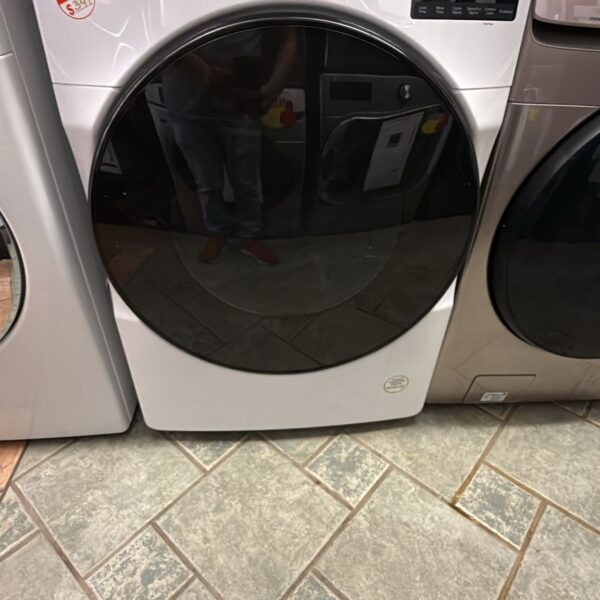 Whirlpool Used Electric Wrinkle Shield Dryer - Highland springs
