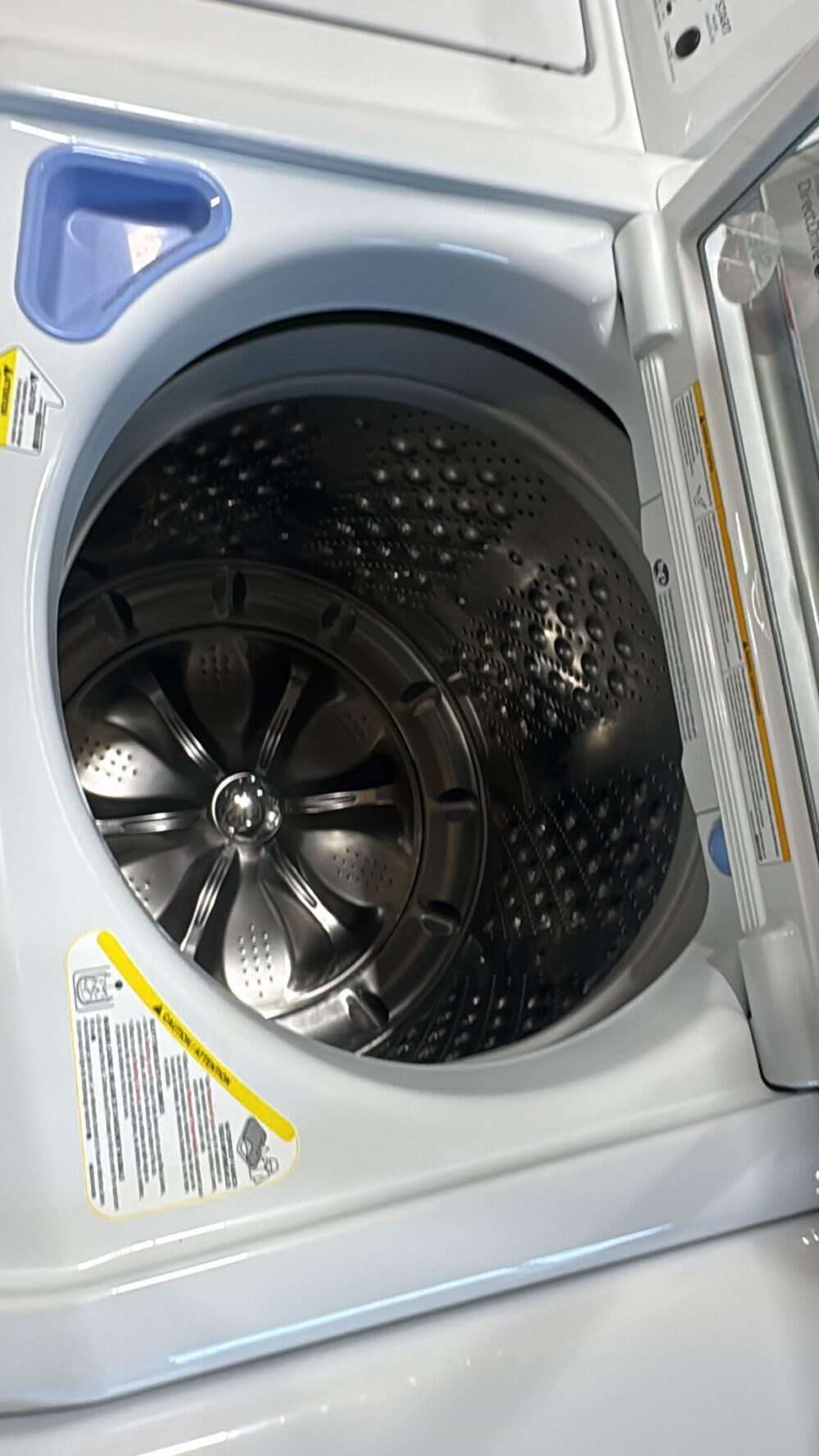 LG Used 27 Inch Top Load Smart Washer With Dryer - Image 5