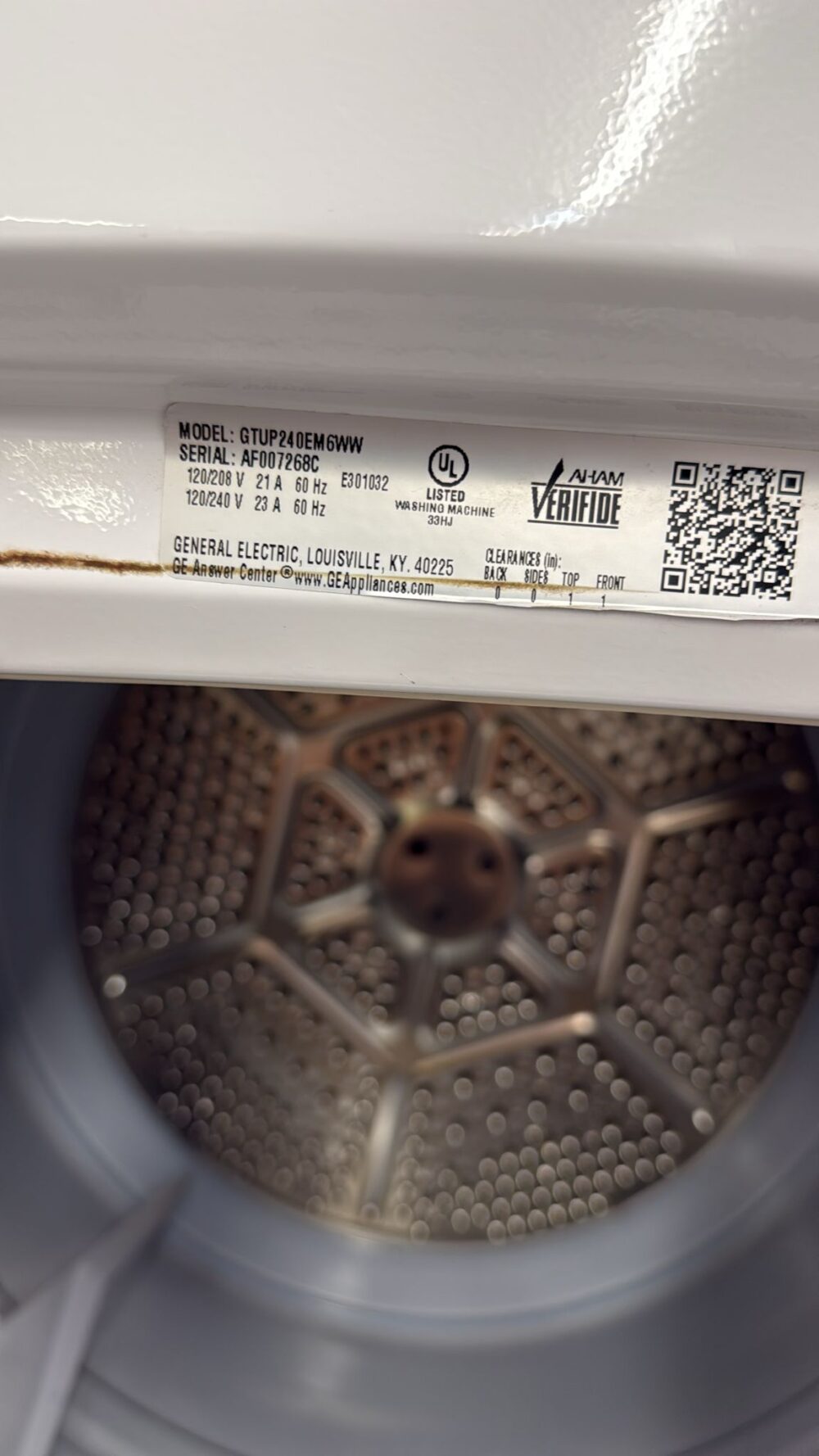 GE Used 2.2 DOE cu. ft. Washer and 4.4 cu. ft. Electric Dryer - Image 3