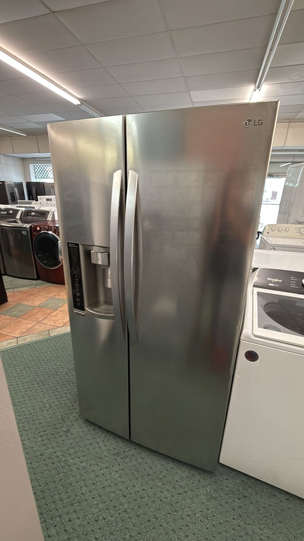 LG Used 36 Inch Side by Side Refrigerator - Image 2