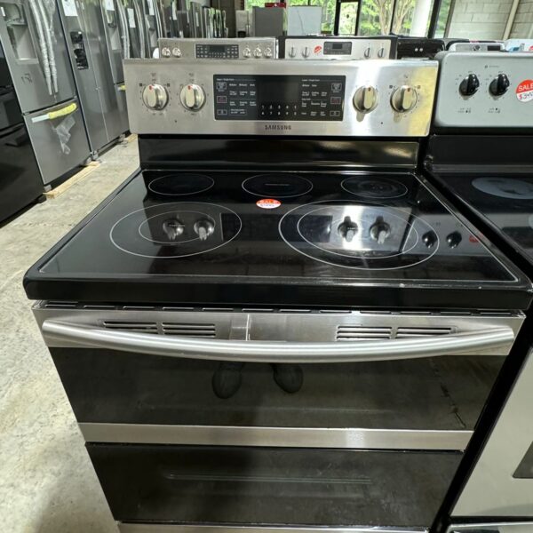 Samsung 30" Used Freestanding Electric Stove With Warranty
