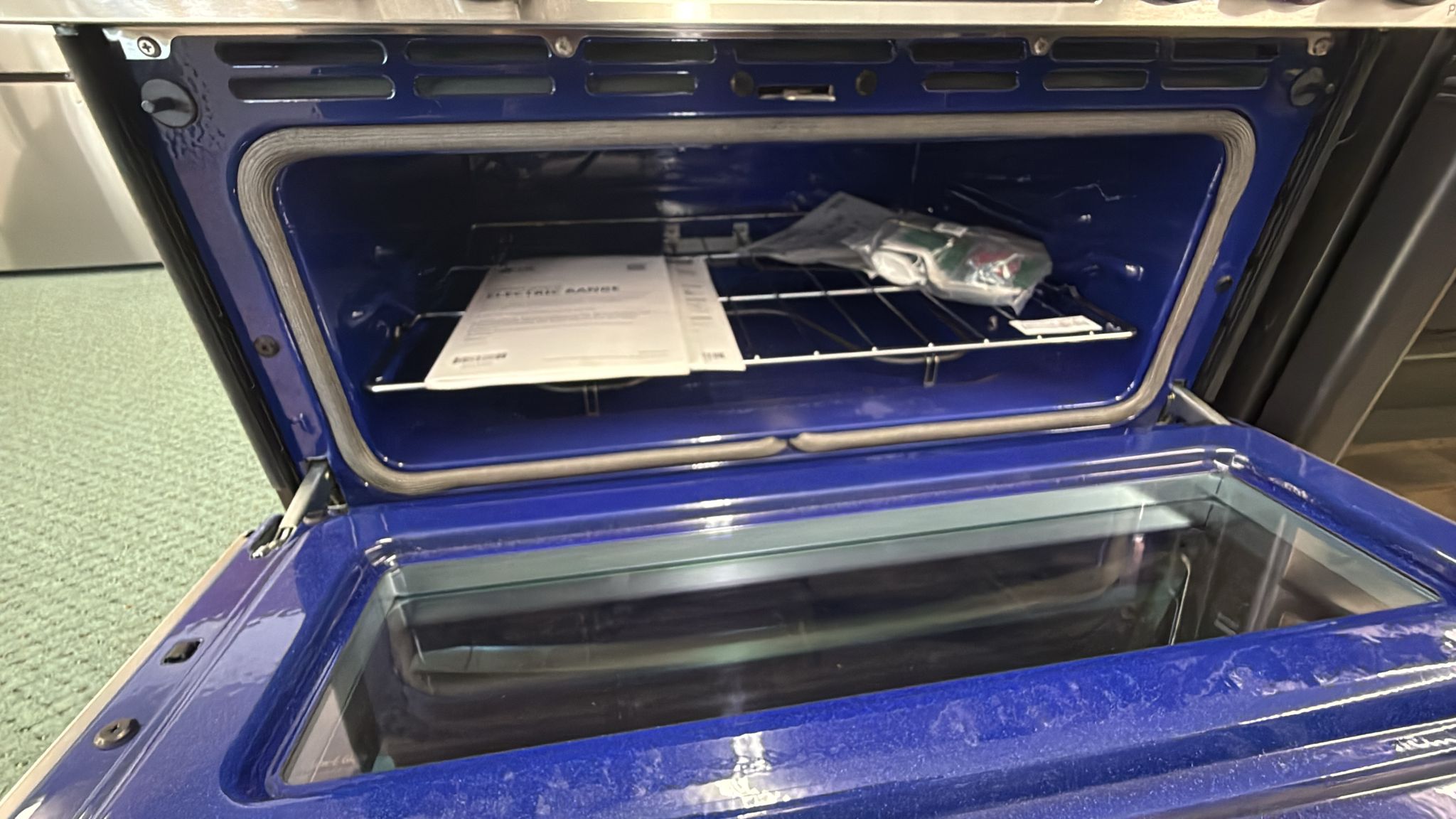 LG NEW DOUBLE OVEN ELECTRIC RANGE STAINLESS STEEL WITH WARRANTY - Image 2