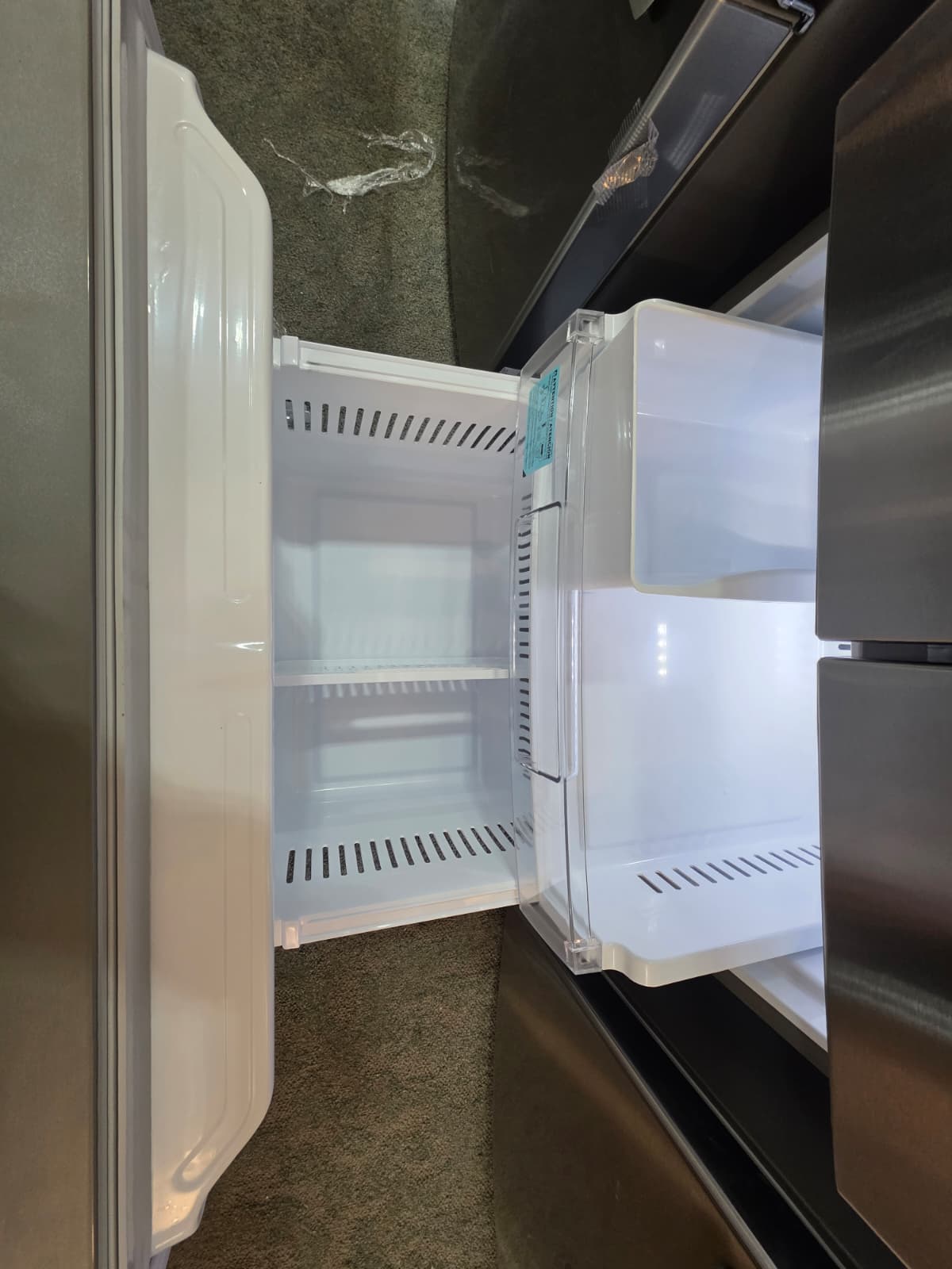 LG 22 Cu. Ft. French Door Refrigerator with Ice Maker – LFCS22520S - Image 3