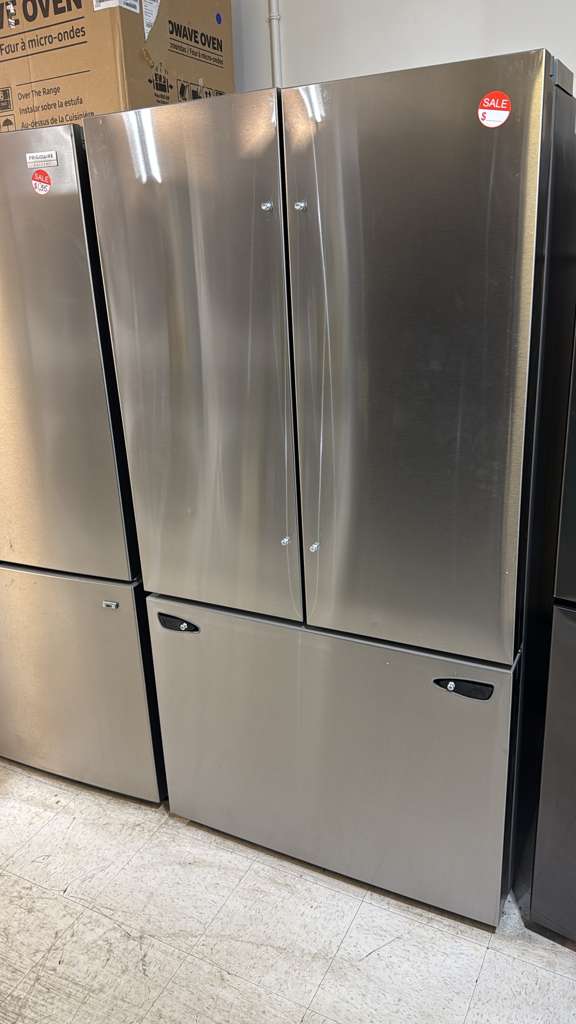 LG LRFLC2706S 36″ 27 Cu. Ft. Counter-Depth MAX French Door Refrigerator