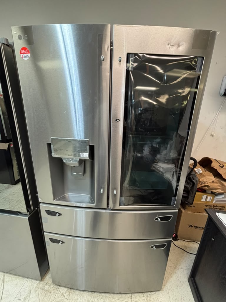 LG LRMVS3006S 29.5 Cu. Ft. 4-Door French Door Refrigerator