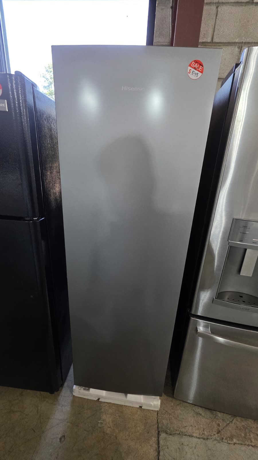 Hisense HFU101N1AVE 10.2 Cu. Ft. Convertible Upright Freezer