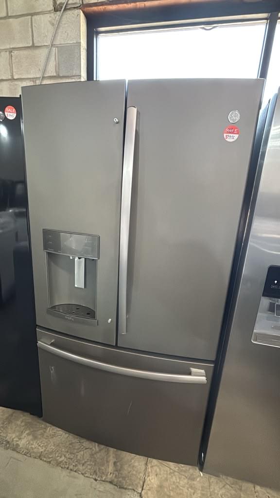 GE Profile USED PFE28PMKLES 36″ 27.7 Cu. Ft. French Door Refrigerator