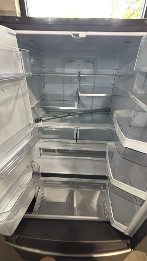 GE Profile USED PFE28PMKLES 36″ 27.7 Cu. Ft. French Door Refrigerator - Image 2