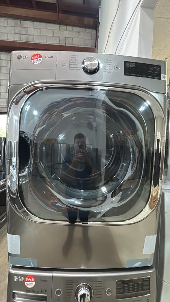 LG DLEX8980V 29″ 9.0 Cu. Ft. Smart Front Load Electric Dryer