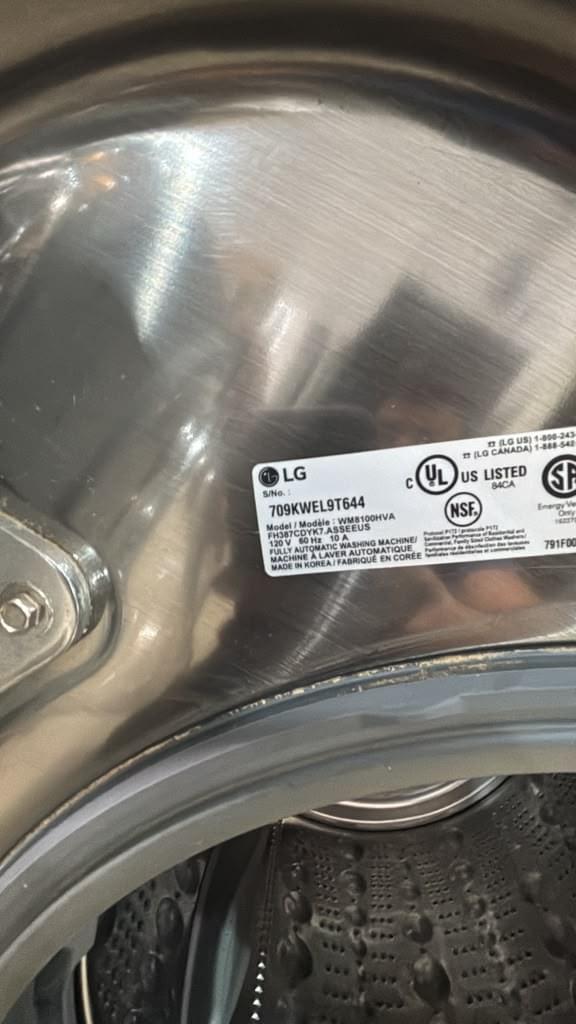 LG Used WM8100HVA 29″ 5.2 Cu. Ft. Mega Capacity Front Load Washer - Image 3