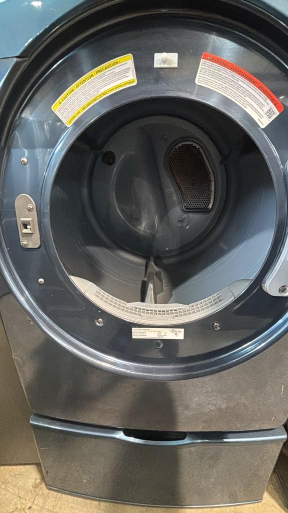 Samsung Used DVE45M5500Z 27″ 7.5 Cu. Ft. Front Load Electric Dryer - Image 2