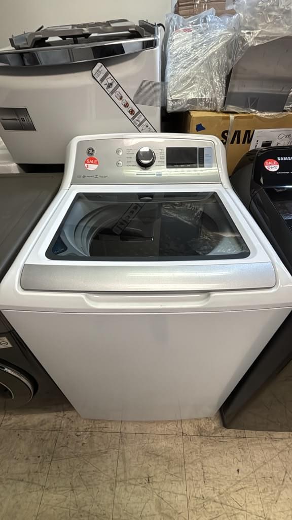 GE Used GTW845CSN1WS 27″ 5.0 Cu. Ft. Smart High-Efficiency Top Load Washer