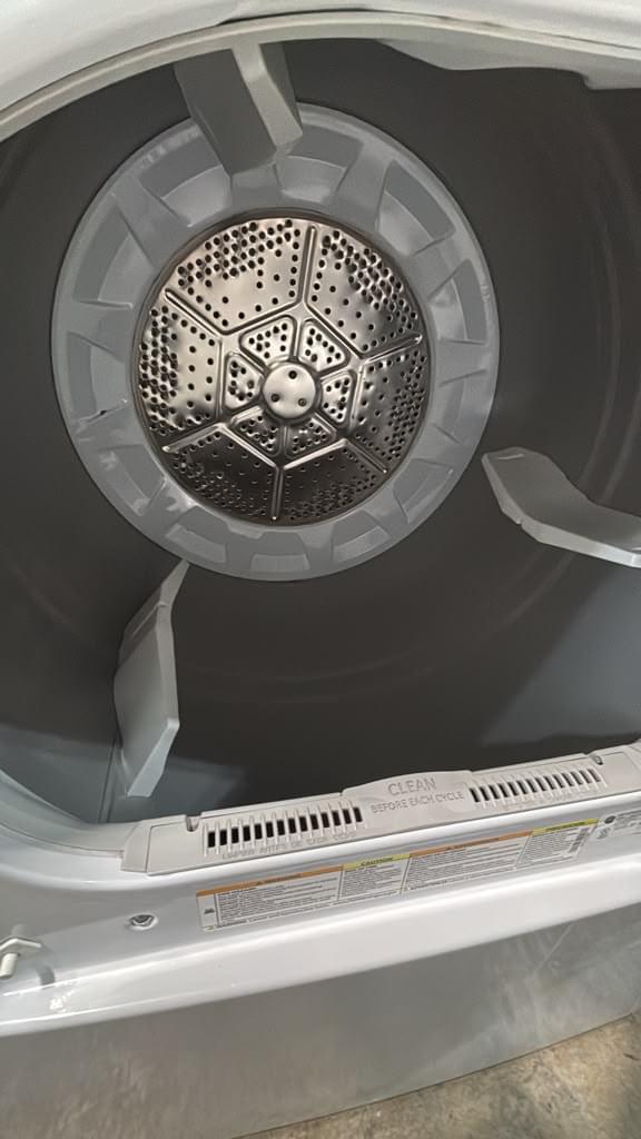 GE Used GTD33EASK0WW 27″ 7.2 Cu. Ft. Electric Dryer - Image 2
