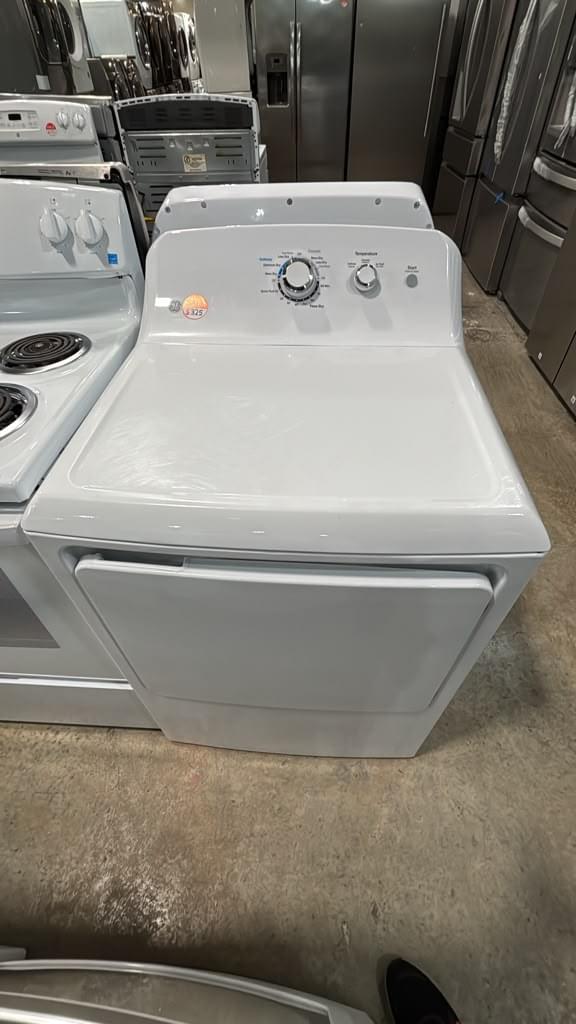 GE Used GTD33EASK0WW 27″ 7.2 Cu. Ft. Electric Dryer