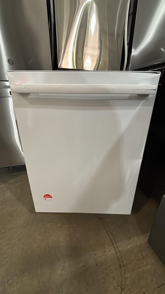 Bosch SHX5AEM2N 24″ Built-In Dishwasher with 3rd Rack