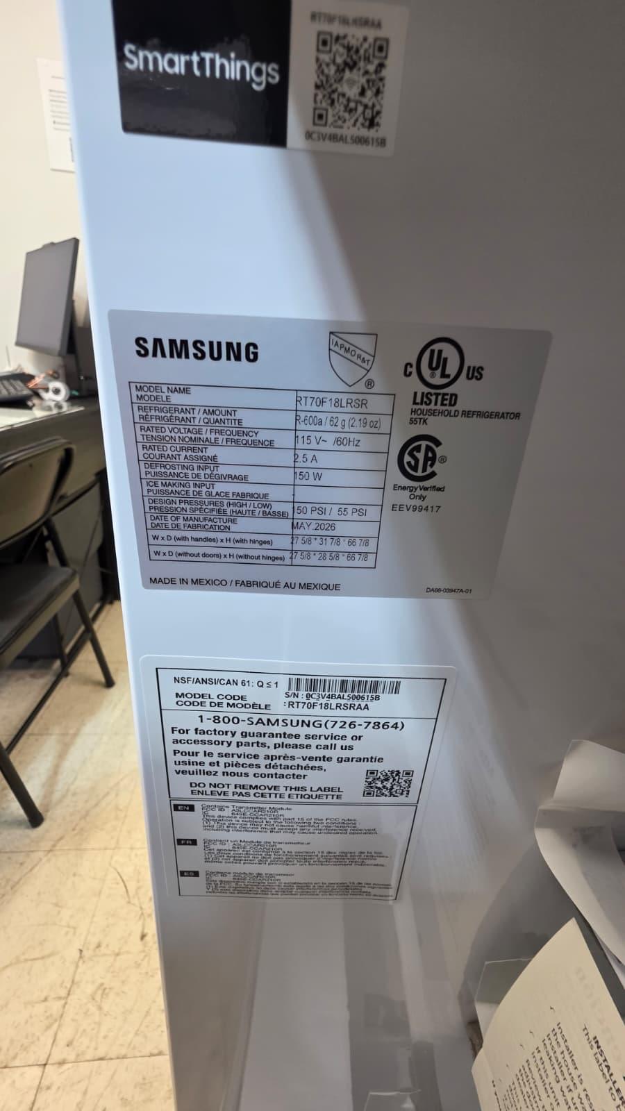 Samsung RT70F18LRSR 28″ 17.5 Cu. Ft. Top Freezer Refrigerator - Image 3